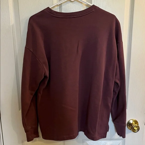 Under Armour Burgundy Crewneck Sweatshirt - Picture 2 of 2